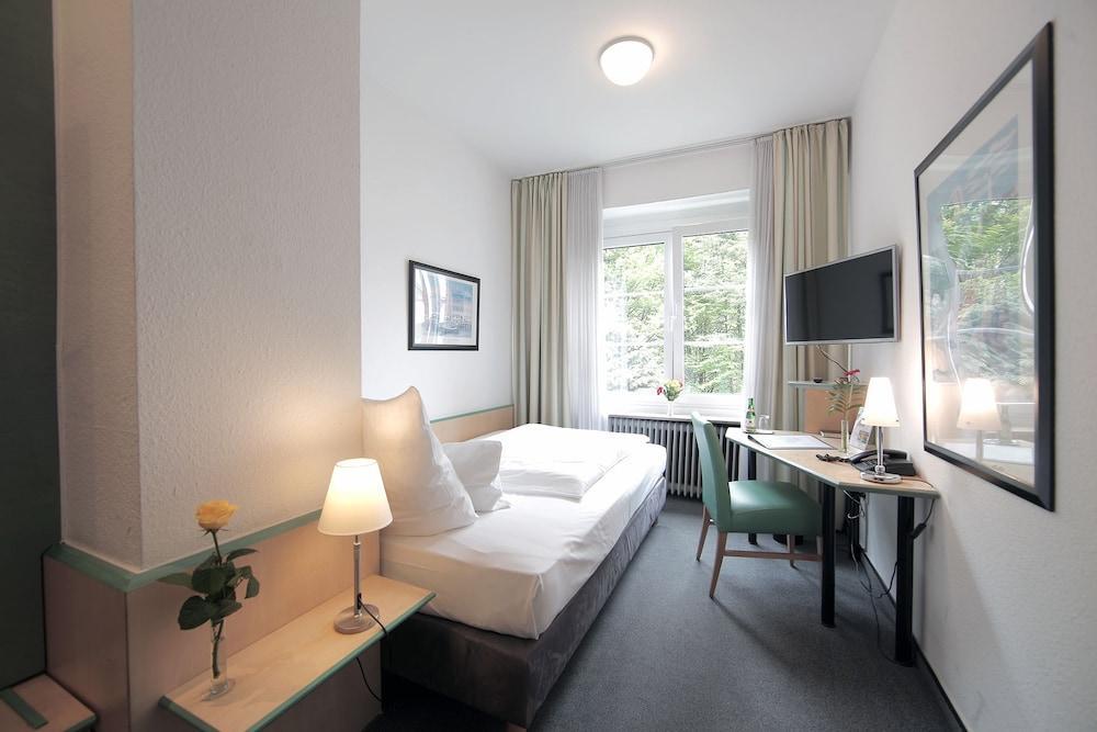 דיסלדורף Hotel Am Hofgarten מראה חיצוני תמונה