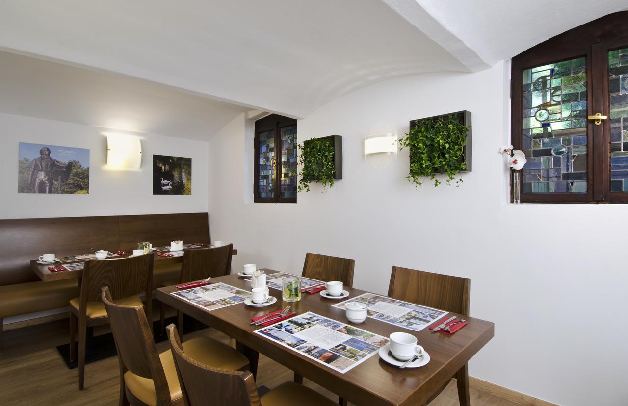 דיסלדורף Hotel Am Hofgarten מראה חיצוני תמונה