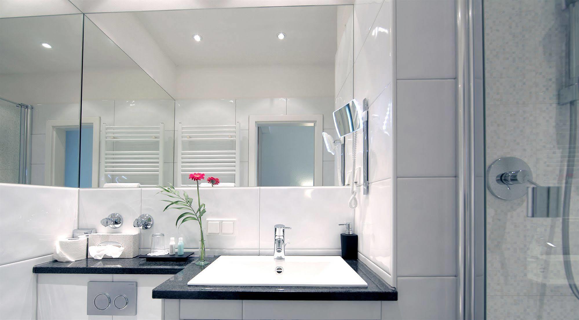 דיסלדורף Hotel Am Hofgarten מראה חיצוני תמונה