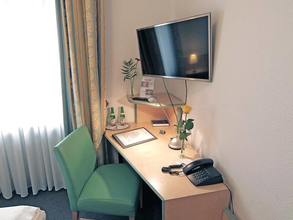 דיסלדורף Hotel Am Hofgarten מראה חיצוני תמונה