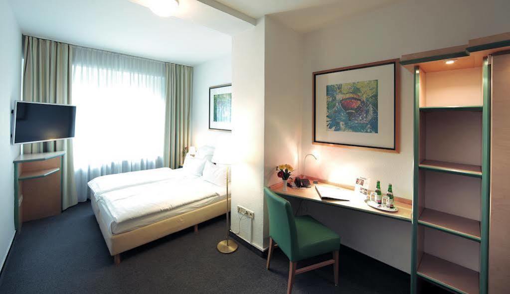 דיסלדורף Hotel Am Hofgarten מראה חיצוני תמונה