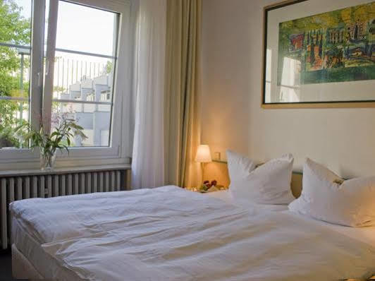 דיסלדורף Hotel Am Hofgarten מראה חיצוני תמונה