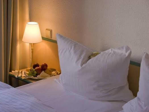 דיסלדורף Hotel Am Hofgarten מראה חיצוני תמונה
