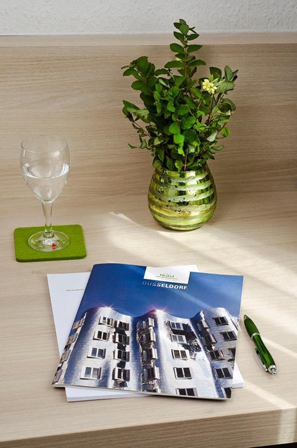 דיסלדורף Hotel Am Hofgarten מראה חיצוני תמונה
